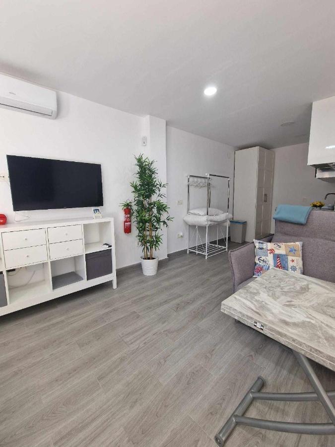 Balneario Pedregalejo Loft B Apartment Malaga Exterior photo